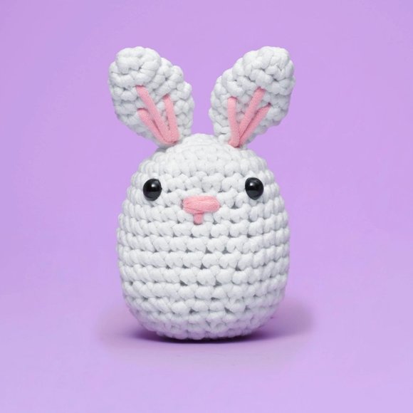 Jojo the Bunny Beginner Crochet Kit - Picture 2 of 12